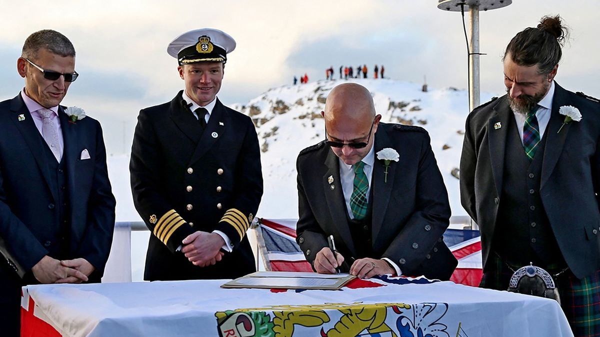 Britské antarktické území oslavilo první svatbu homosexuálního páru